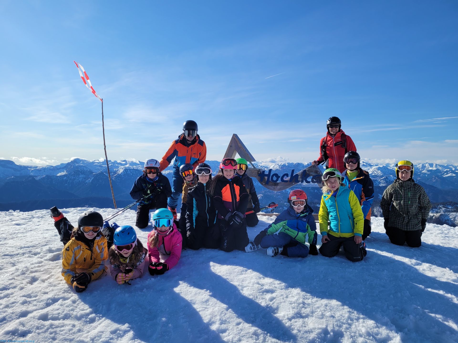 Wellenbahn und Bombentrichter – Skifahren mit unserer Jugend