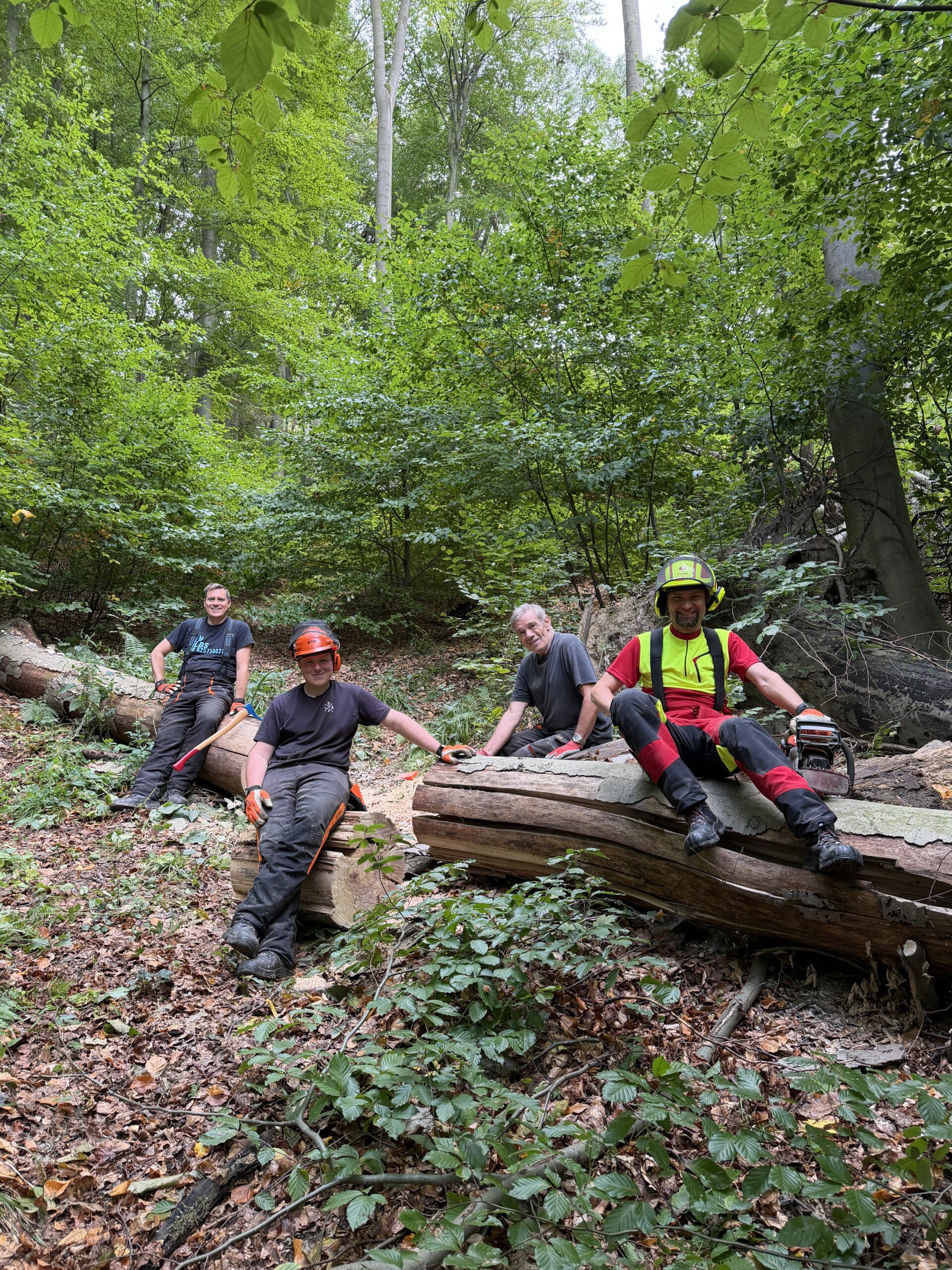 Wanderweg Fleischhackergraben Rot der 3 Jahre gesperrt war ist wieder frei begehbar!